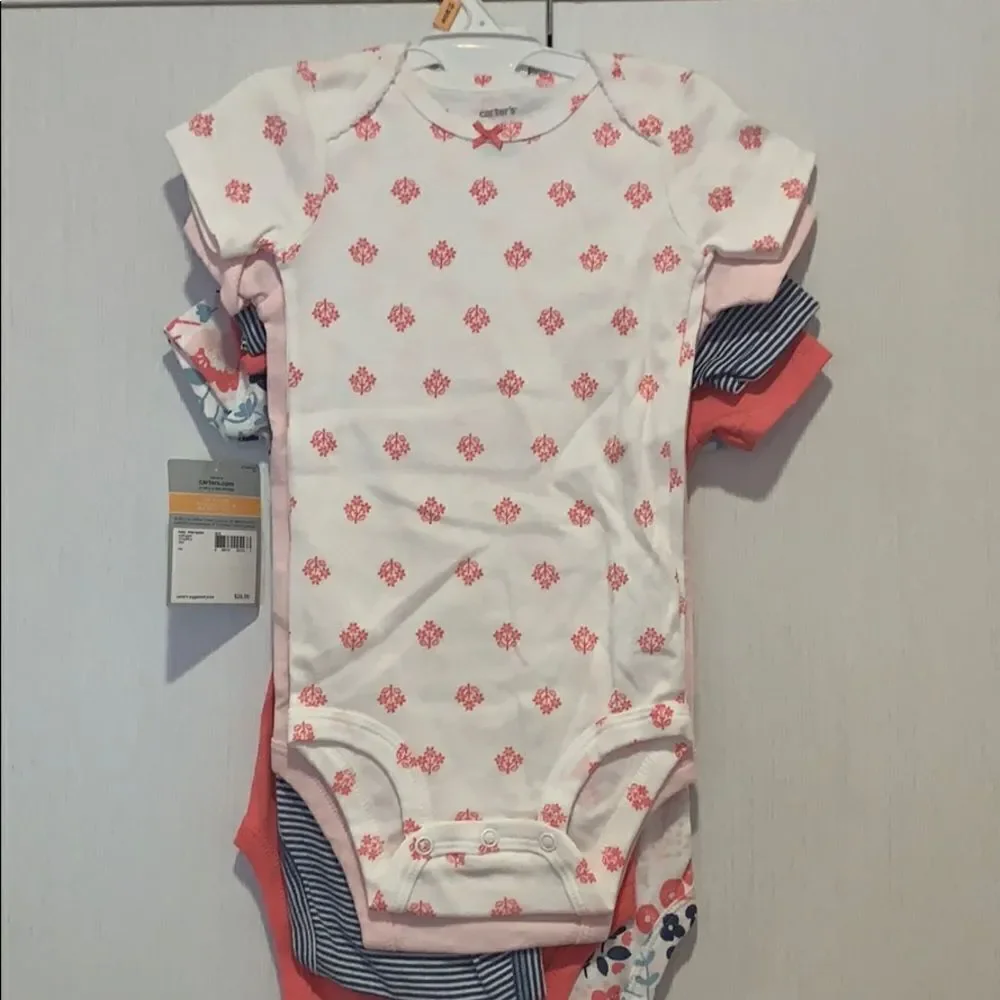 🎉1 hr sale🎉Carters baby set 5🎉